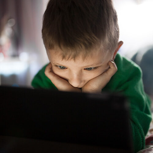 Jak zwiększyć bezpieczeństwo dziecka w grach online?
